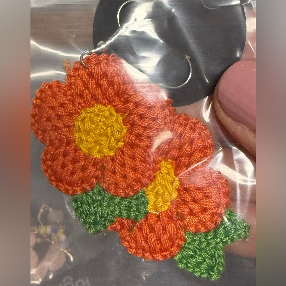 Hand crochet 2” orange flower dangling pierced earrings boho fashion jewelry New